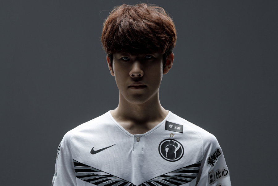 名主播茄子入主WingsUp，振兴CNCS？