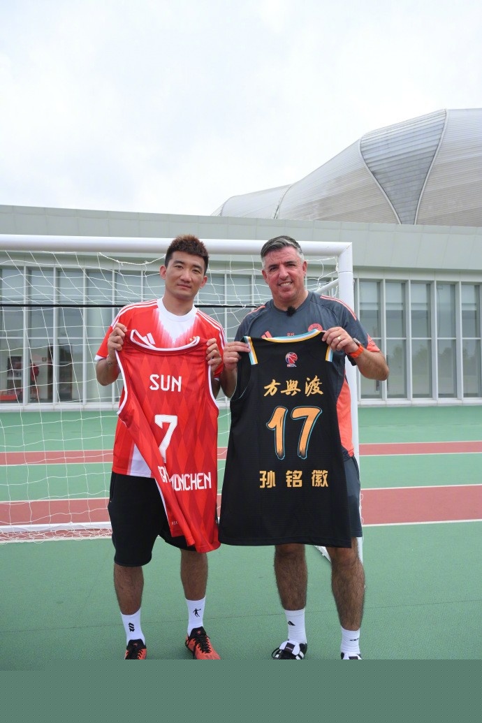 B8 , Fnatic , Monte , ENCE , Passion UA , 和 OG 收到 PGL Astana 2025：欧洲预选赛的邀请